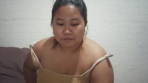 lavalyn214 online show from February 2026 02:43:01 PM