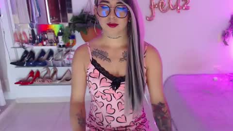 Cristina online show from December 2024 11:24:01 PM