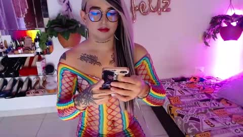 Cristina online show from November 2025 11:37:02 PM