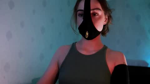 Snapshot of lavinda_lin chatting on September 2025 01:13:02 PM Lavinda online show from September 2025 01:13:02 PM