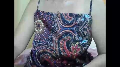 lavine1983 online show from October 2025 03:53:01 PM