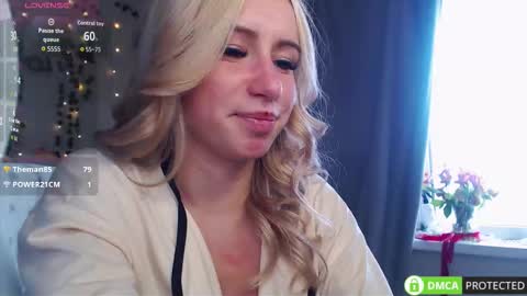 Snapshot of lavinell chatting on September 2025 11:32:01 AM Mia online show from September 2025 11:32:01 AM