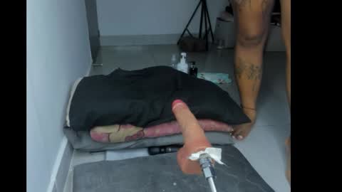 Snapshot of lawrenhills chatting on March 2026 11:31:02 PM lawrenhills online show from March 2026 11:31:02 PM