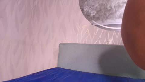 Lay Madison  online show from November 2025 07:24:01 PM