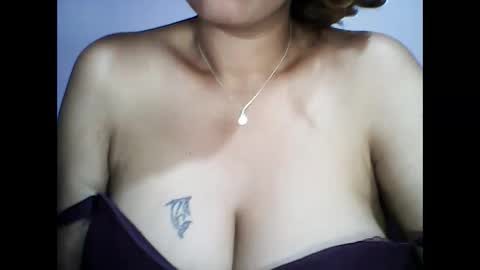 Snapshot of layanah12 chatting on January 2025 03:23:01 PM layanah12 online show from January 2025 03:23:01 PM