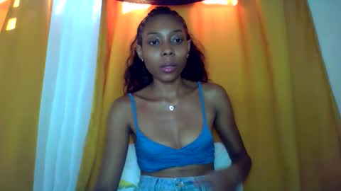 layannek online show from December 2025 06:28:01 AM