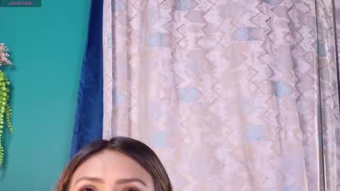 Snapshot of layla_17 chatting on June 2026 05:57:01 PM layla_17 online show from June 2026 05:57:01 PM