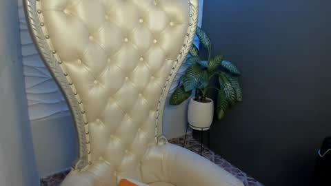 Snapshot of layla_707 chatting on October 2025 01:46:01 AM Layla online show from October 2025 01:46:01 AM