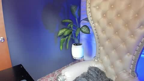 Snapshot of layla_707 chatting on November 2025 08:31:01 PM Layla online show from November 2025 08:31:01 PM