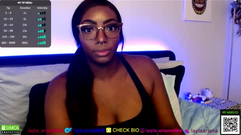 Snapshot of laylaariana chatting on October 2025 02:04:02 AM laylaariana online show from October 2025 02:04:02 AM