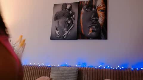 laylacruz online show from November 2025 06:46:02 AM