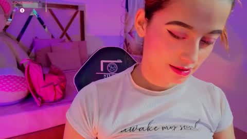 laylafoxy_tay online show from September 2025 03:29:01 AM