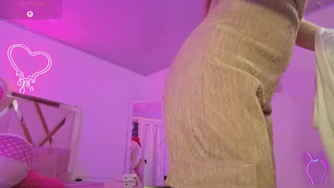 laylafoxy_tay online show from September 2025 03:44:01 AM