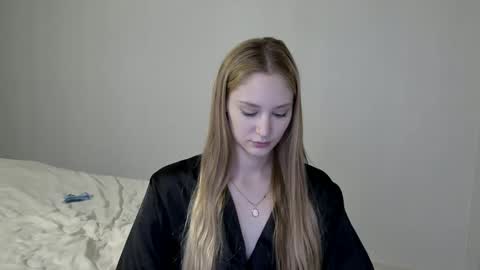 Snapshot of laylapretty001 chatting on December 2024 07:06:02 AM LaylaPretty001 online show from December 2024 07:06:02 AM