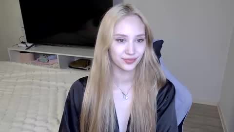 Snapshot of laylapretty001 chatting on May 2026 04:51:02 AM LaylaPretty001 online show from May 2026 04:51:02 AM