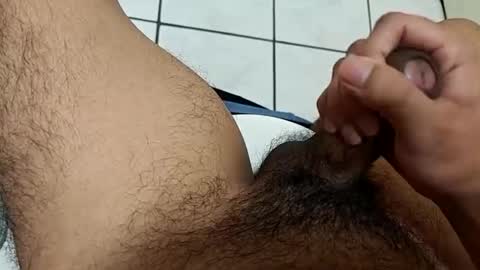 Snapshot of lbdudefullofcum chatting on January 2025 03:33:01 PM 562LBdudefullofcum online show from January 2025 03:33:01 PM