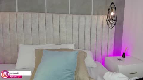    online show from November 2025 05:17:01 PM