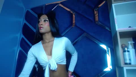 lea sewwtly online show from September 2025 01:24:02 PM