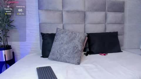 lea_walkerr online show from October 2025 09:13:01 PM