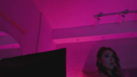 Snapshot of lea_walkerr chatting on May 2026 01:57:16 AM lea_walkerr online show from May 2026 01:57:16 AM