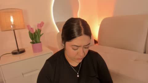 Leah online show from November 2025 02:17:01 PM