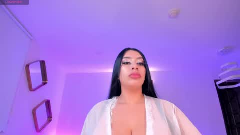 Snapshot of leahlombardi_ chatting on May 2026 03:26:01 AM leahlombardi_ online show from May 2026 03:26:01 AM