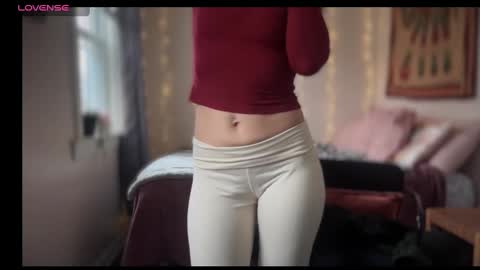 Leah Sparkles online show from January 2025 04:46:02 PM