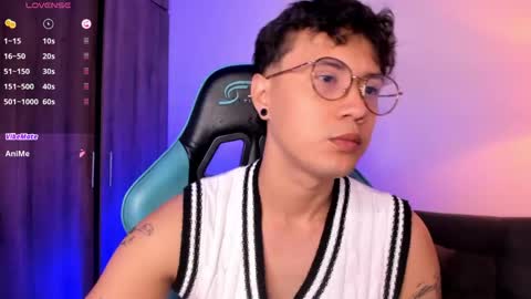 Snapshot of leaneseb chatting on May 2026 12:02:01 PM leaneseb online show from May 2026 12:02:01 PM