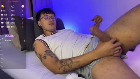 Snapshot of leaneseb chatting on May 2026 04:14:01 PM leaneseb online show from May 2026 04:14:01 PM