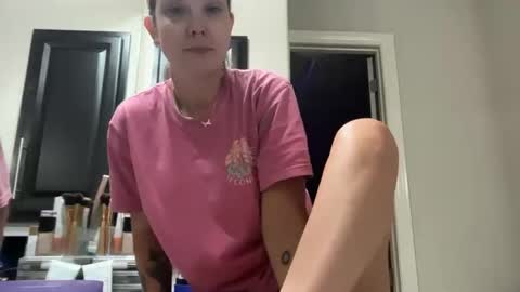 leanneluxecouple online show from October 2025 10:27:01 AM