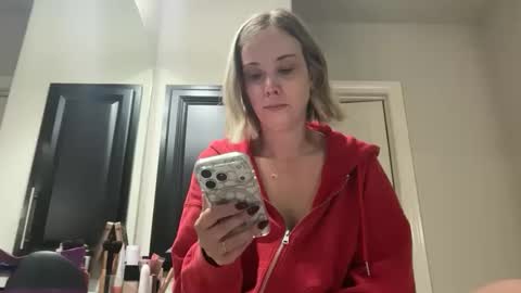 leanneluxecouple online show from November 2025 11:32:02 AM