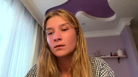 Snapshot of leantraugh chatting on June 2026 04:52:01 PM Taya online show from June 2026 04:52:01 PM