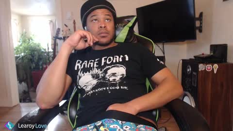 Snapshot of learoy chatting on February 2025 11:52:02 PM Learoy online show from February 2025 11:52:02 PM