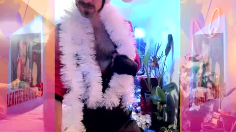 leatherdude69 online show from December 2024 04:55:02 AM