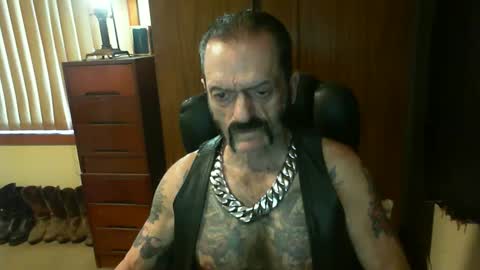 leathergreaser online show from January 2025 10:55:02 PM