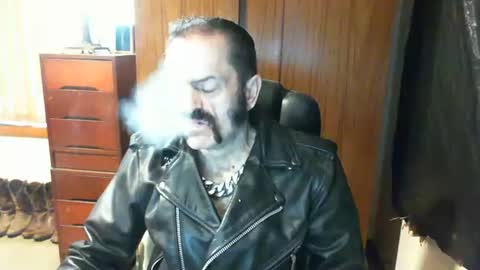 leathergreaser online show from January 2025 08:44:01 PM