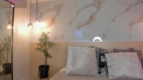    online show from December 2025 10:19:01 PM