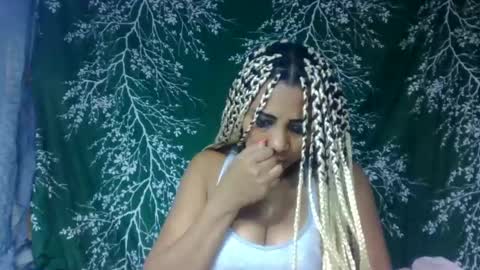 leatianaa online show from June 2026 04:01:01 AM