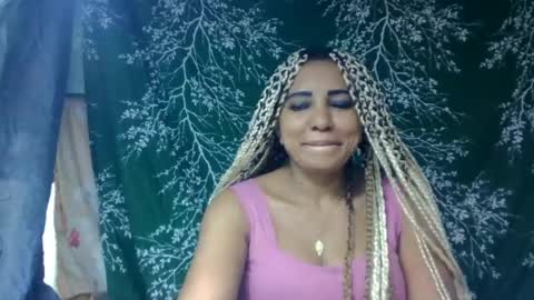 leatianaa online show from June 2026 11:22:02 PM