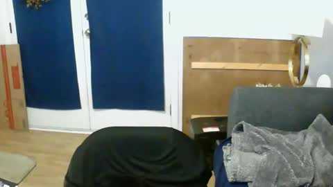 Snapshot of leeguy_hugedick chatting on May 2026 04:09:02 AM Ebony DeafGuy online show from May 2026 04:09:02 AM