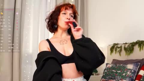 leelooyolo online show from January 2026 03:49:01 PM