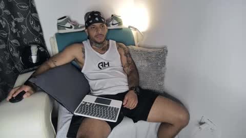 leenar_key online show from December 2024 03:05:02 AM