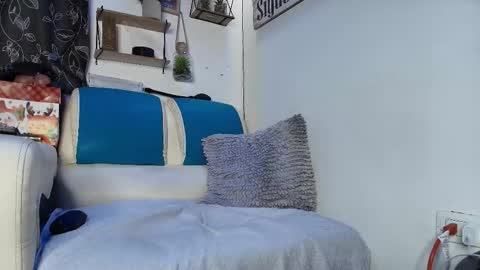 leenar_key online show from September 2025 10:00:01 PM