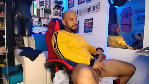 leenar_key online show from February 2026 02:05:02 PM