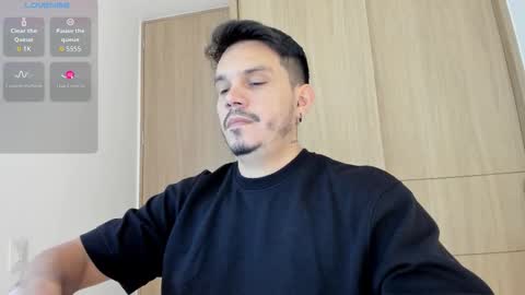 Alejandro online show from December 2025 08:25:01 PM