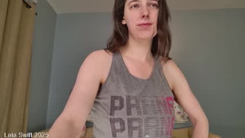 Leia Swift online show from December 2025 11:06:02 AM