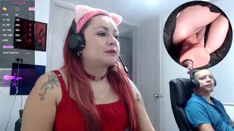 Snapshot of leidycrstnch21 chatting on November 2025 02:05:02 PM LeidyDi223 online show from November 2025 02:05:02 PM