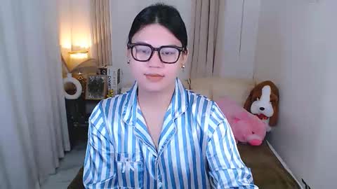 Snapshot of leighcortesi chatting on September 2025 01:49:02 AM Cailey online show from September 2025 01:49:02 AM