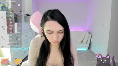 Snapshot of leighlalove chatting on October 2025 09:24:01 PM Leighla online show from October 2025 09:24:01 PM