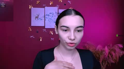 leila_viper_ online show from January 2026 07:28:01 PM